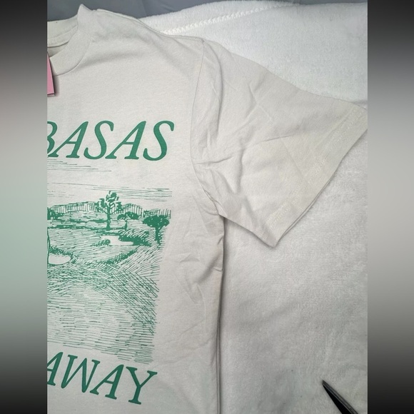 Zoe + Liv Graphic T-shirt Women Calabasas Good Giveaway choose your size 👇 - Picture 3 of 7